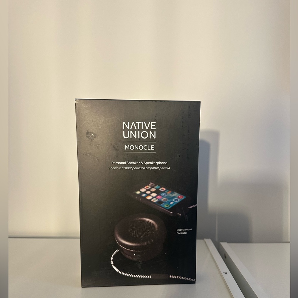 NIB Native Union Monocle Personal Speaker & Speakerphone